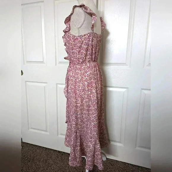 Socialite Floral Hi-low Ruffle Dress - Picture 4 of 6